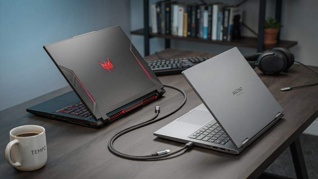 Notebooks Acer Nitro e Dell G15 lado a lado sobre uma mesa